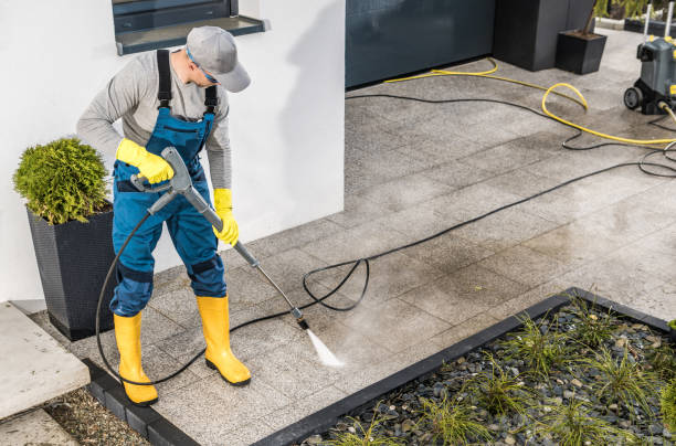 Why Choose Our Certified Pressure Washing Experts for Your Project Needs in Hartford, AL?